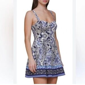Avec Les Filles NWT blue & white tile print sweetheart neckline mini dress